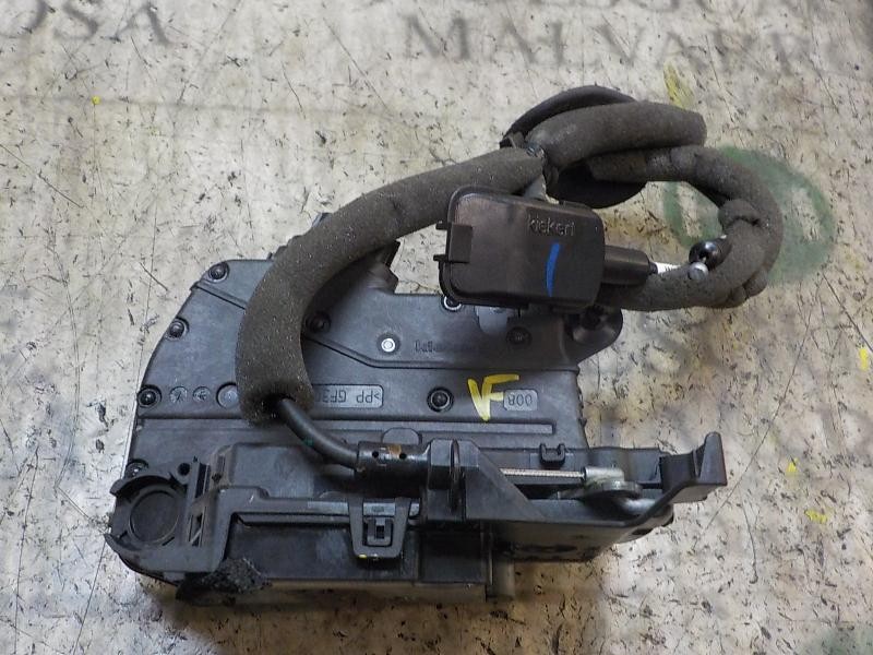 Recambio de cerradura puerta trasera derecha para renault clio iv technofeel referencia OEM IAM   