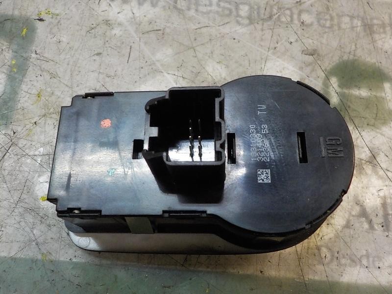 Recambio de mando luces para opel corsa d 1.3 16v cdti referencia OEM IAM   