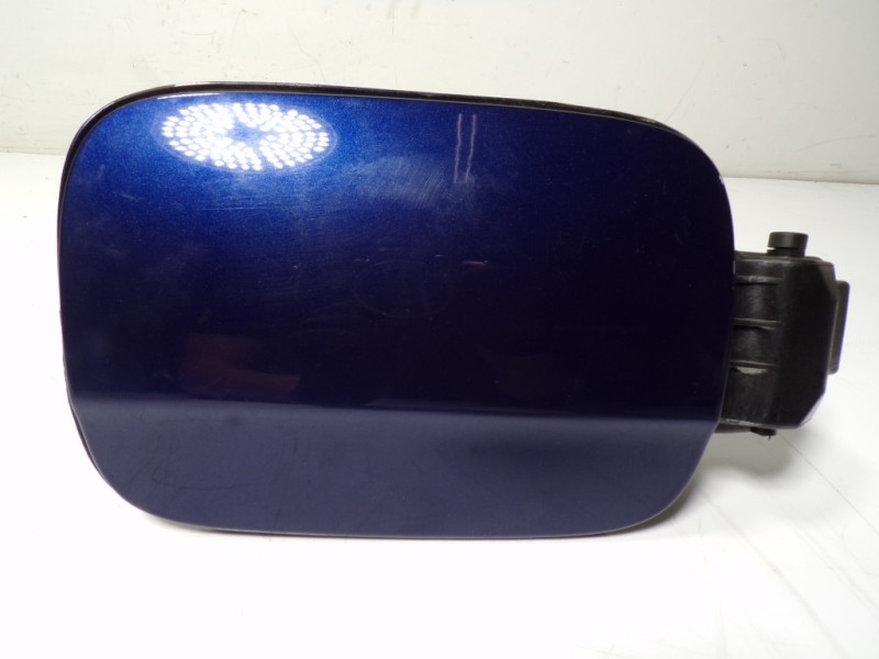 Recambio de tapa combustible para audi a4 ber. (b8) 2.0 16v tdi referencia OEM IAM 8K0809907GRU 8K0809999A 