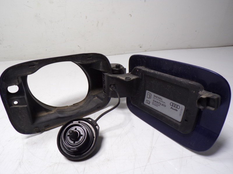 Recambio de tapa combustible para audi a4 ber. (b8) 2.0 16v tdi referencia OEM IAM 8K0809907GRU 8K0809999A 