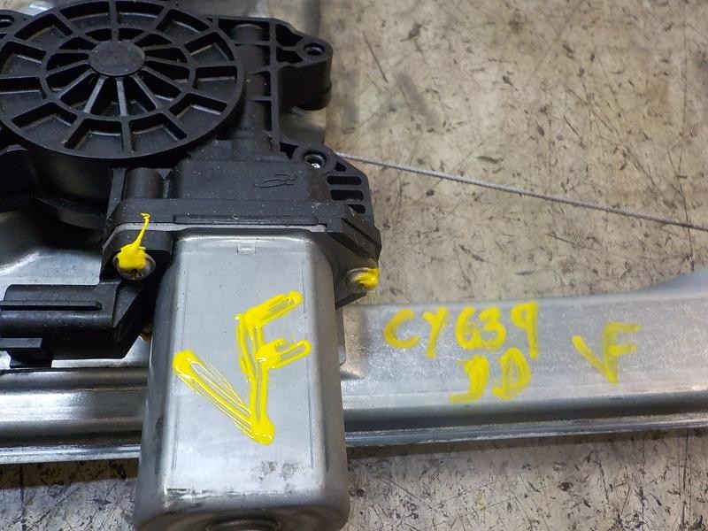 Recambio de elevalunas delantero derecho para renault clio iv technofeel referencia OEM IAM   