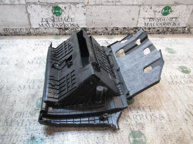 Recambio de guantera para chevrolet cruze ls referencia OEM IAM   