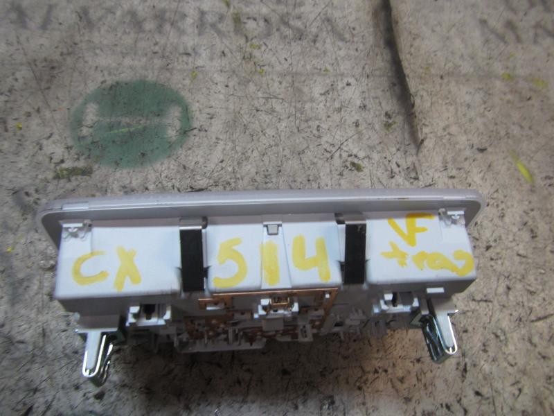 Recambio de piloto interior para chevrolet cruze ls referencia OEM IAM   