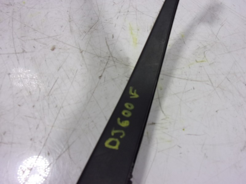 Recambio de brazo limpia trasero para bmw serie 1 lim. (f20) 118i referencia OEM IAM 61617241985  