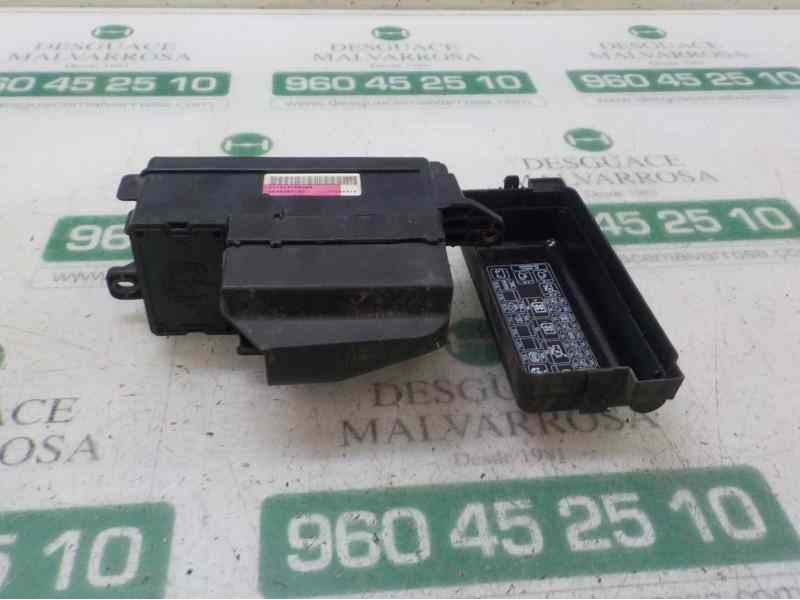 Recambio de caja reles / fusibles para mini mini (r56) 1.6 16v diesel cat referencia OEM IAM 61143449504  
