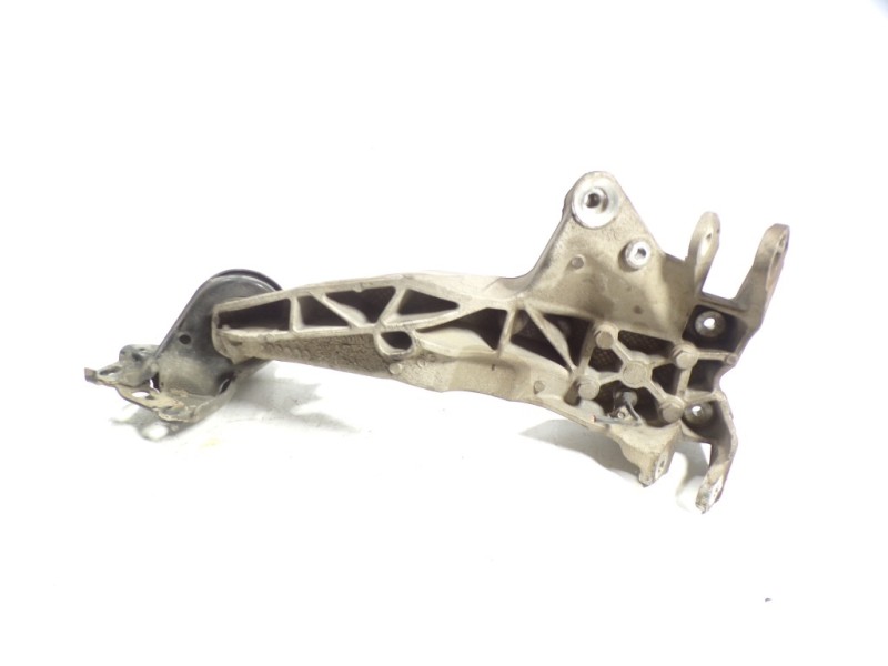 Recambio de mangueta trasera izquierda para bmw mini (r56) 1.6 16v cat referencia OEM IAM 33326795659  