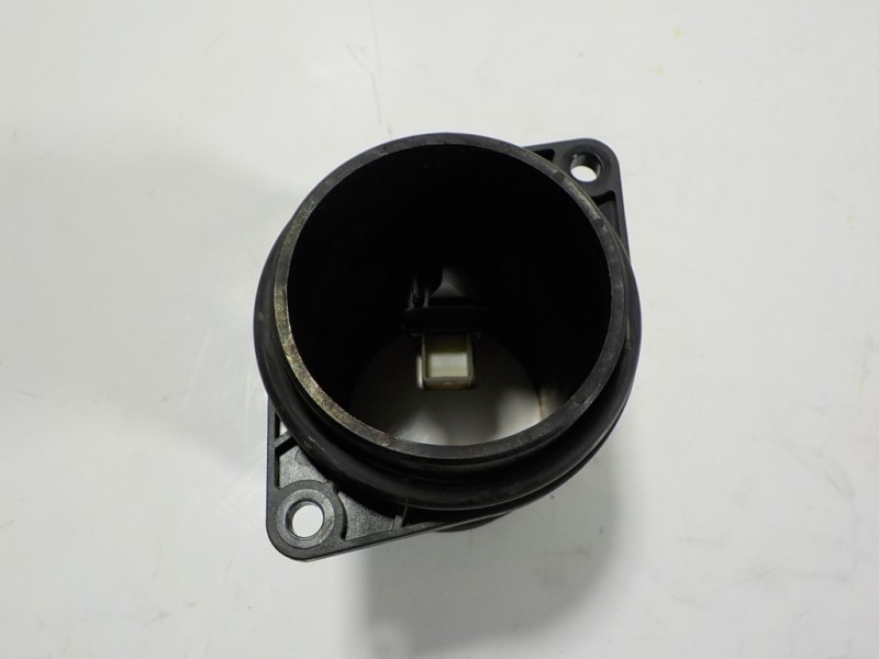 Recambio de caudalimetro para renault kangoo 1.5 dci diesel fap referencia OEM IAM 8200651315 8200651315B 5WK97020