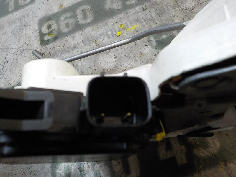 Recambio de cerradura puerta trasera izquierda para citroën c-zero seduction referencia OEM IAM 1606374480  