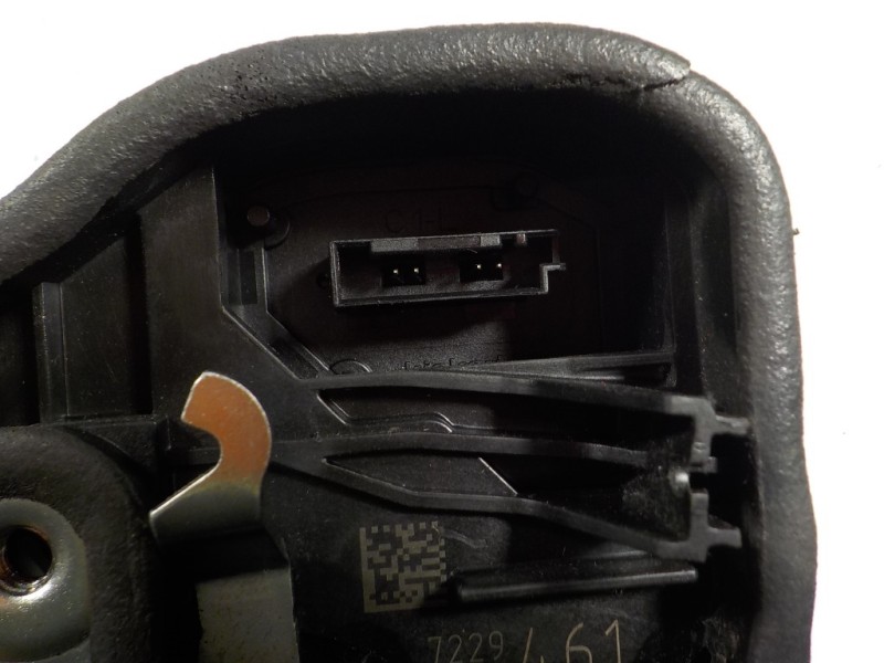 Recambio de cerradura puerta delantera izquierda para bmw serie 1 lim. (f20) 118i referencia OEM IAM 51217229461 7229461 