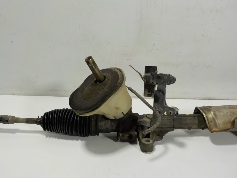 Recambio de cremallera direccion para renault kangoo 1.5 dci diesel fap referencia OEM IAM 490017419R 8200497928 H8200741321