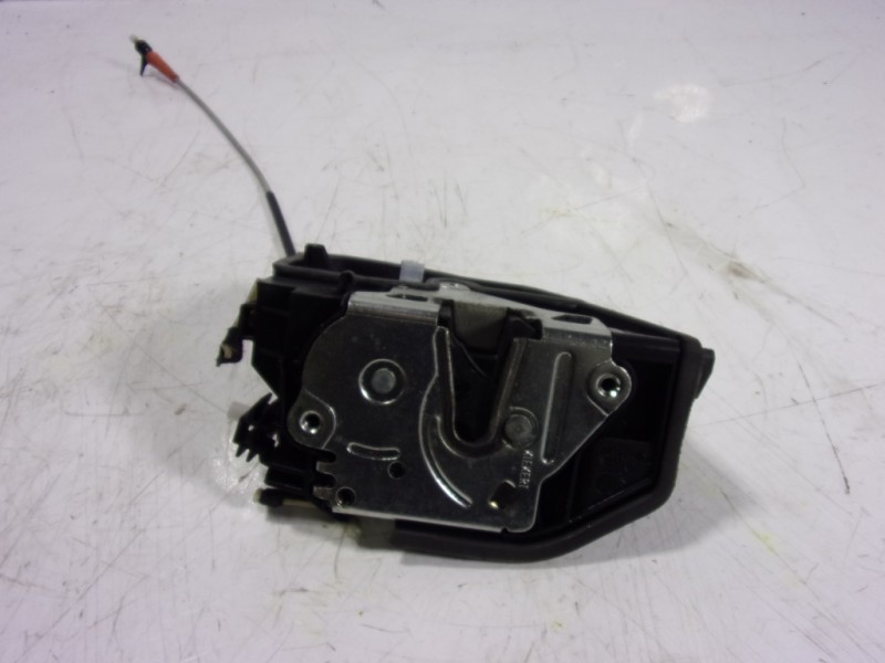Recambio de cerradura puerta trasera derecha para bmw serie 1 lim. (f20) 118i referencia OEM IAM 51227202148 7202148 