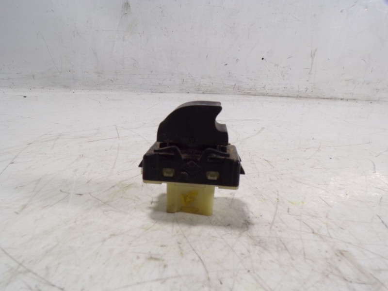 Recambio de mando elevalunas delantero derecho para renault captur 0.9 tce referencia OEM IAM 254218614R 254218614R 