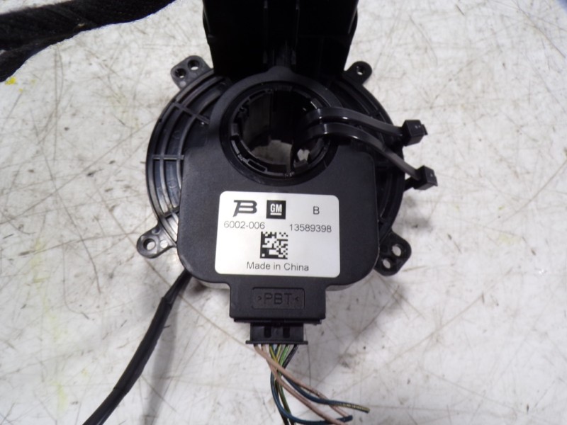 Recambio de anillo airbag para opel astra j lim. 1.6 cdti dpf referencia OEM IAM 22914039 13589398 