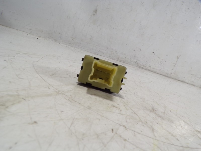 Recambio de mando elevalunas delantero derecho para renault captur 0.9 tce referencia OEM IAM 254218614R 254218614R 