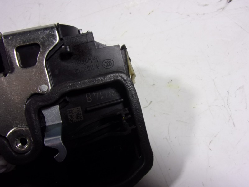 Recambio de cerradura puerta trasera derecha para bmw serie 1 lim. (f20) 118i referencia OEM IAM 51227202148 7202148 