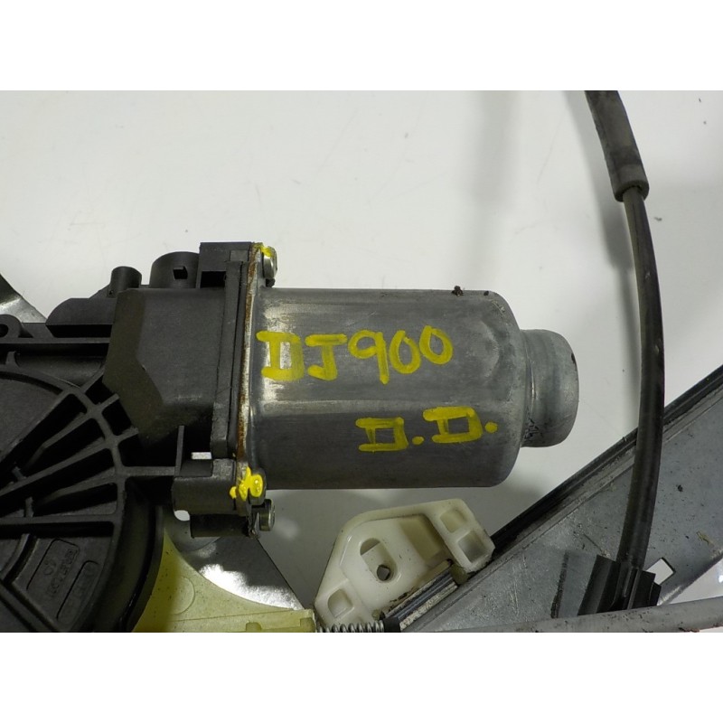 Recambio de elevalunas delantero derecho para renault kangoo 1.5 dci diesel fap referencia OEM IAM 807207012R 402086A 0105130020