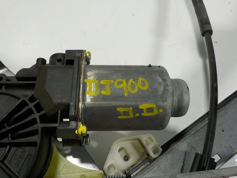 Recambio de elevalunas delantero derecho para renault kangoo 1.5 dci diesel fap referencia OEM IAM 807207012R 402086A 0105130020