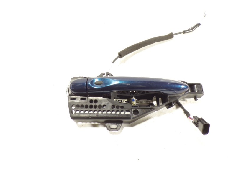 Recambio de maneta exterior delantera derecha para renault captur 0.9 tce referencia OEM IAM 806706656R  