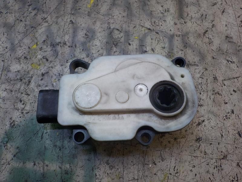 Recambio de motor apertura trampillas climatizador para renault clio iv technofeel referencia OEM IAM   