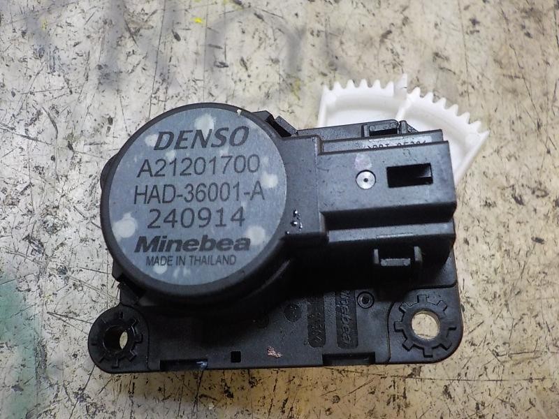 Recambio de motor apertura trampillas climatizador para renault clio iv technofeel referencia OEM IAM 277322711R A21201700 