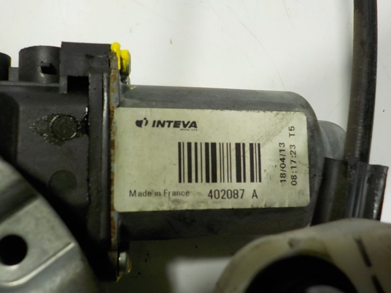 Recambio de elevalunas delantero izquierdo para renault kangoo 1.5 dci diesel fap referencia OEM IAM 807213441R 402087A 