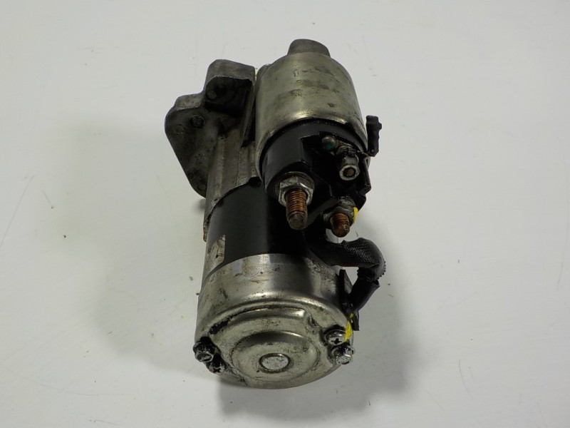 Recambio de motor arranque para renault kangoo 1.5 dci diesel fap referencia OEM IAM 8200584675  
