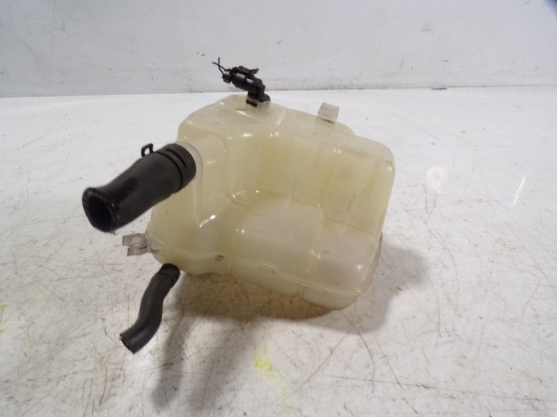 Recambio de deposito expansion para opel astra j lim. 1.6 cdti dpf referencia OEM IAM 13370133  