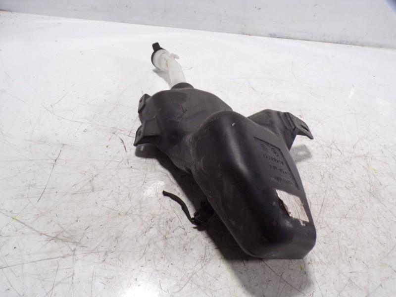 Recambio de deposito limpia para opel astra j lim. 1.6 cdti dpf referencia OEM IAM 13260579  