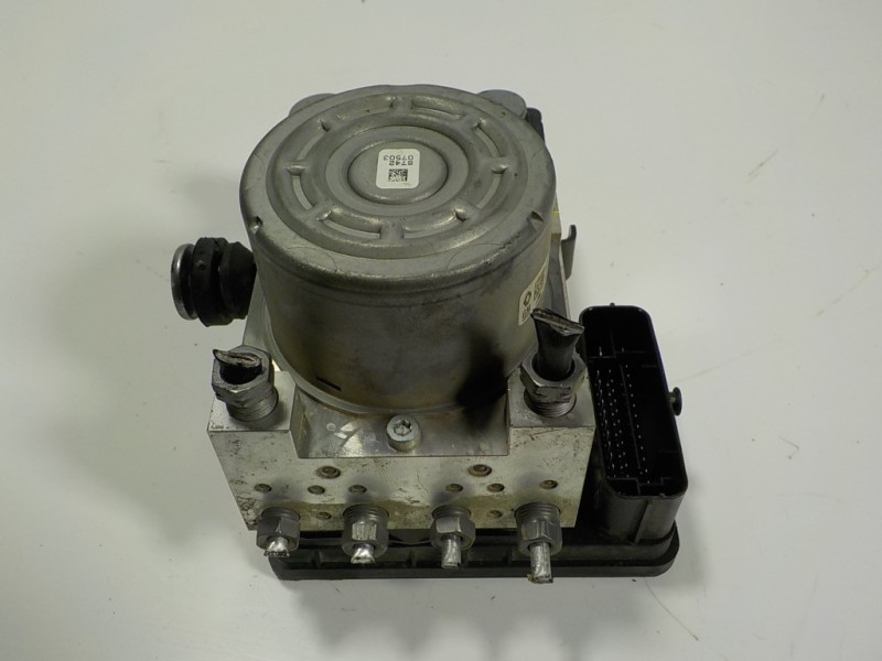 Recambio de abs para renault trafic furgón 2.0 dci diesel energy referencia OEM IAM 476606076R 476601418R 