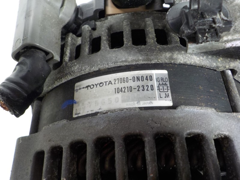 Recambio de alternador para toyota auris 1.4 turbodiesel cat referencia OEM IAM  270600N040 