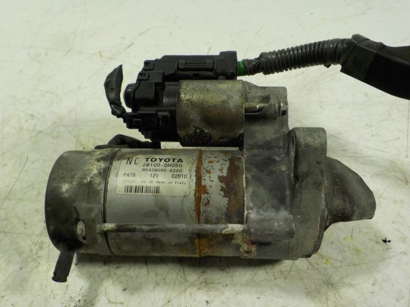 Recambio de motor arranque para toyota auris 1.4 turbodiesel cat referencia OEM IAM  281000N050 