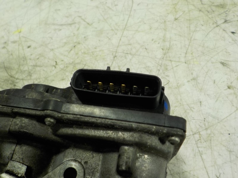 Recambio de caja mariposa para toyota auris 1.4 turbodiesel cat referencia OEM IAM  261000N030 