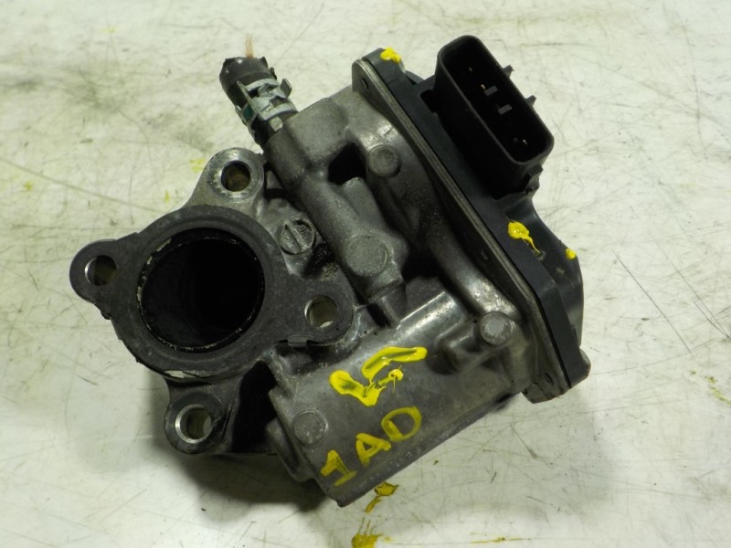 Recambio de valvula egr para toyota auris 1.4 turbodiesel cat referencia OEM IAM  2580033011 
