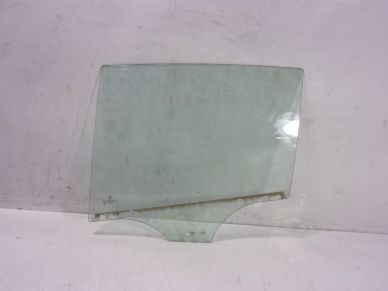Recambio de cristal puerta trasero izquierdo para bmw serie 1 lim. (f20) 118i referencia OEM IAM 51357242557  