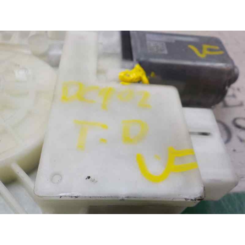 Recambio de motor elevalunas trasero derecho para volkswagen golf vii lim. (bq1) advance referencia OEM IAM 5Q4959812F 5Q4959812