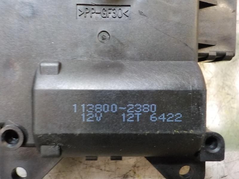 Recambio de motor apertura trampillas climatizador para citroën c-zero seduction referencia OEM IAM  1138002330 