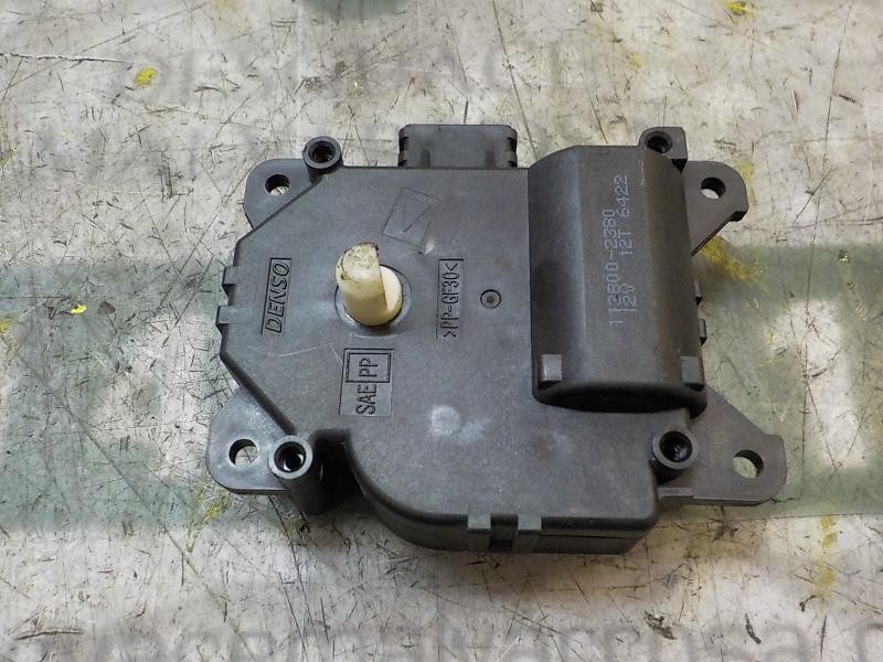 Recambio de motor apertura trampillas climatizador para citroën c-zero seduction referencia OEM IAM  1138002330 