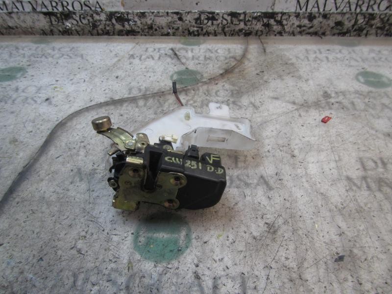 Recambio de cerradura puerta delantera derecha para chrysler jeep cherokee (kj) 2.4 cat referencia OEM IAM 55177042AH  