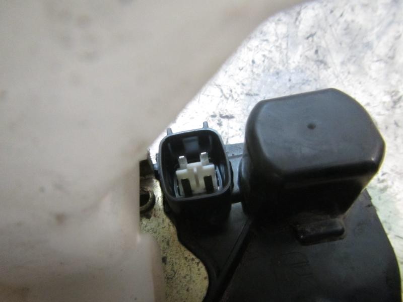 Recambio de cerradura puerta delantera izquierda para chrysler jeep cherokee (kj) 2.4 cat referencia OEM IAM 55177043AH  