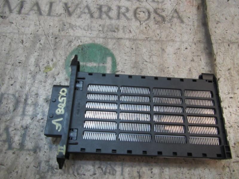 Recambio de resistencia calefaccion para dacia duster adventure referencia OEM IAM 7701060006 128,73 € 