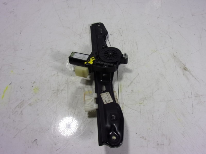 Recambio de elevalunas trasero izquierdo para bmw serie 1 lim. (f20) 118i referencia OEM IAM 51357281883 7242555 