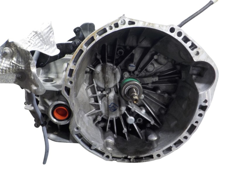 Recambio de caja cambios para renault trafic furgón 2.0 dci diesel energy referencia OEM IAM 8201722461 PF6068 