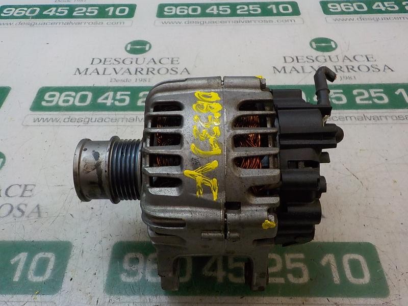 Recambio de alternador para seat arona style referencia OEM IAM 04E903015 04E903015 2715542C
