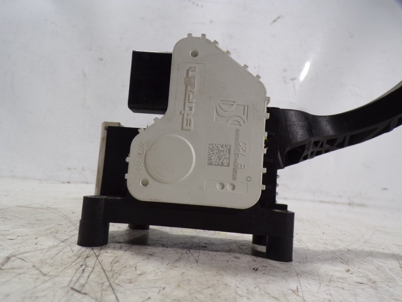 Recambio de potenciometro pedal para fiat nuova 500 (150) 1.2 cat referencia OEM IAM 52054094 005205409400 