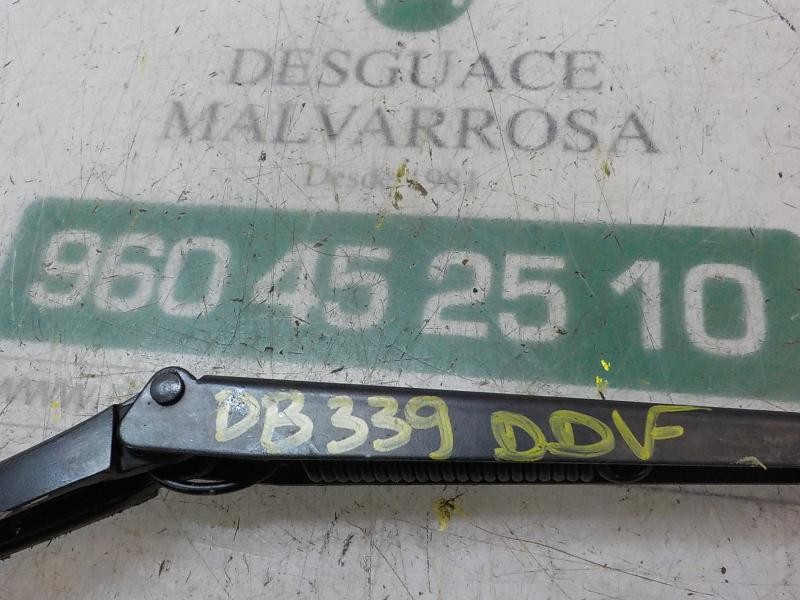 Recambio de brazo limpia delantero derecho para seat arona style referencia OEM IAM 6F1955410A  