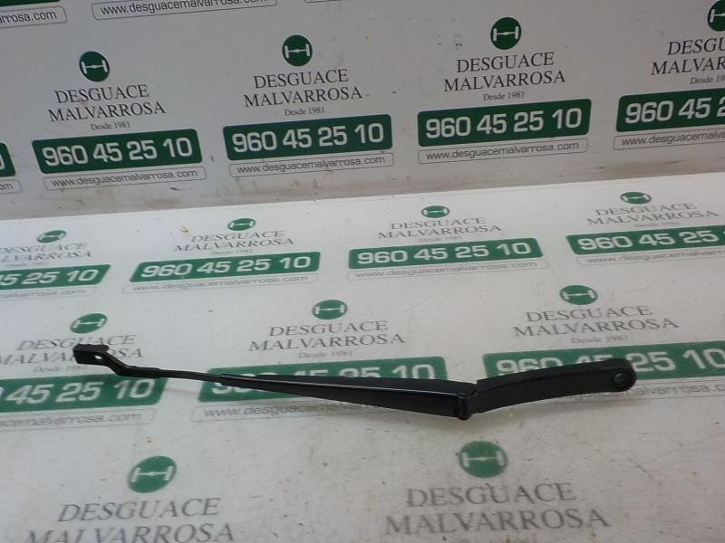 Recambio de brazo limpia delantero izquierdo para seat arona style referencia OEM IAM 6F1955409  