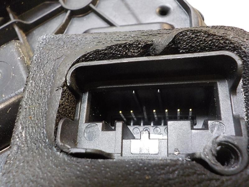 Recambio de cerradura puerta delantera izquierda para seat arona style referencia OEM IAM 5TB837015A 5TB837015A 