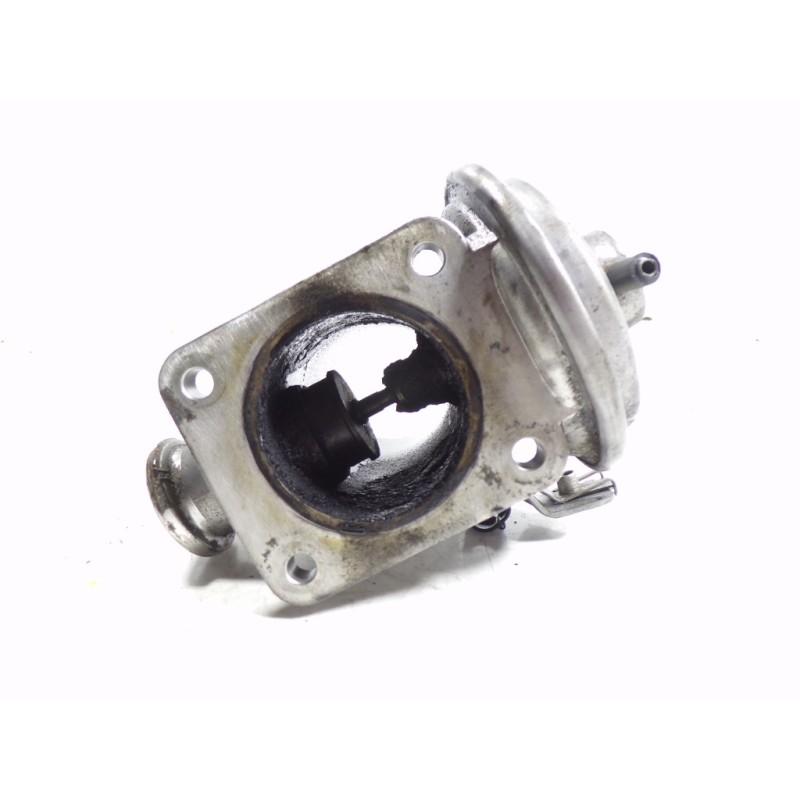 Recambio de valvula egr para bmw serie 3 berlina (e90) 2.0 16v diesel cat referencia OEM IAM 11718479607  