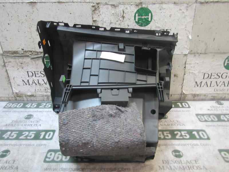 Recambio de guantera para renault scenic iii grand family edition referencia OEM IAM 681080026R  