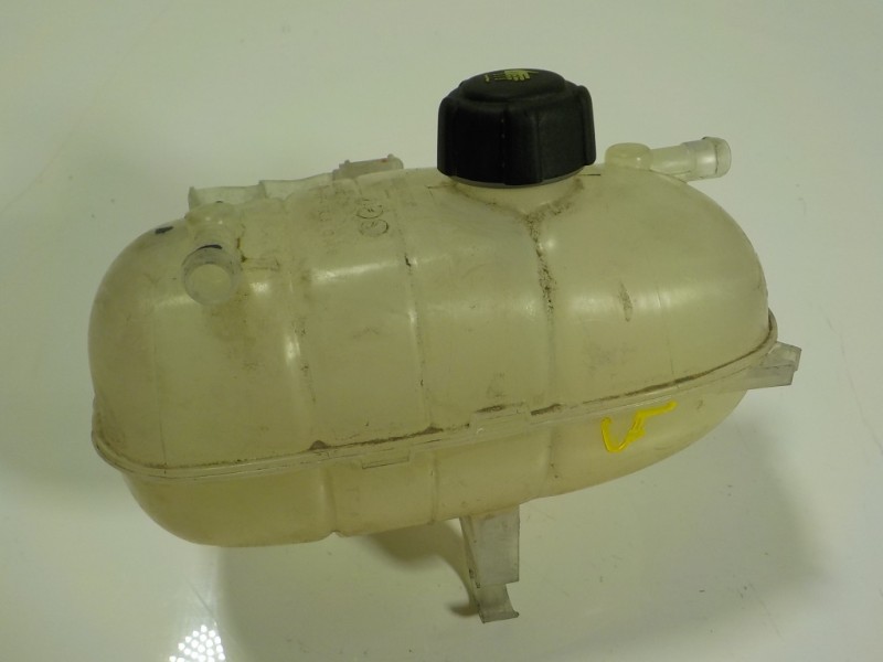 Recambio de deposito expansion para renault trafic furgón 2.0 dci diesel energy referencia OEM IAM 217100118R  